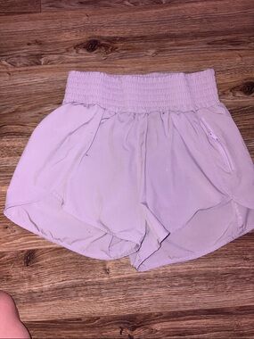 High-Waist Lavender Athletic Running Shorts with Zip Pocket